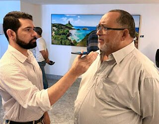 Do PSB, prefeito de João Alfredo enaltecer Miguel Coelho e diz que “relação com Paulo Câmara é de inimigo”