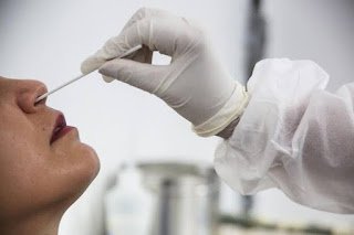 Média móvel de casos de Covid sobe pelo 9º dia seguido no Brasil
