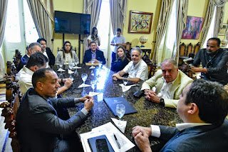 Augusto Coutinho participa de assinatura de convênio para reforma do Cine Olinda