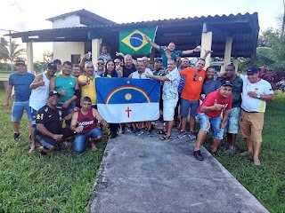 Cabo Aênia participa de encontro com militares e recebe apoio