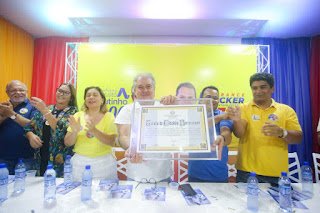 Augusto Coutinho recebe título de cidadão de Barreiros