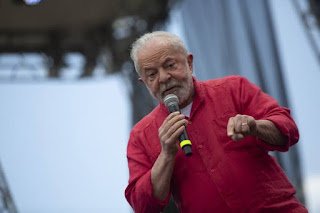 Lula erra ao dizer que faz cinco anos que salário mínimo não aumenta