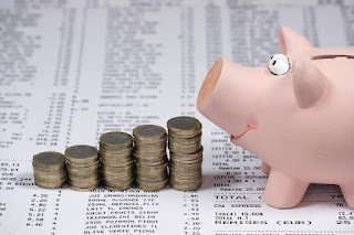 Economia • Poupança volta a render acima da inflação depois de 24 meses