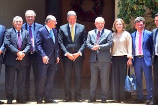 De olho na PEC da Transição, petistas avaliam apoio à reeleição de Lira