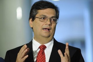 Transição do governo Lula discute revogaço de decretos de Bolsonaro que facilitam posse e porte de armas