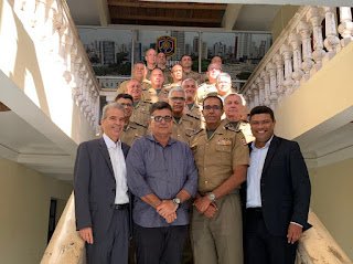 Parlamentares eleitos são recebidos pelo comando da PMPE