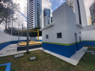 Compesa conclui obra de esgoto no Bairro de Boa Viagem, na zona sul do Recife