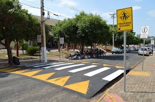 Gravatá: Praça 10 poderá ganhar passagem elevada de pedestre; proposta de Neném de Uruçu foi aprovada nesta terça-feira (29)