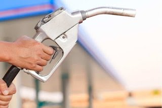 Petrobras aumenta em quase 7,5% o preço da gasolina para as distribuidoras