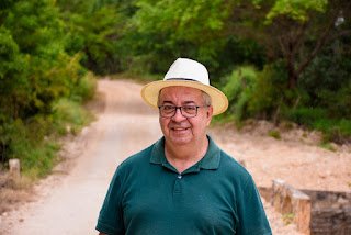 Gravatá: prefeito Joselito Gomes pavimenta ruas e realiza manutenção de estrada vicinal no Distrito de Avencas