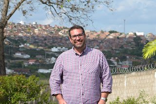 Em programa que une ação social e cidadania, Léo Giestosa vai levar gabinete parlamentar e serviços gratuitos aos bairros de Gravatá