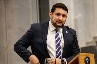 Deputado Romero cobra planejamento de ações no Hospital Otávio de Freitas: “a gestão precisa correr para estabelecer a ordem na saúde pública!”