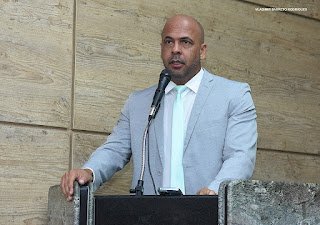 Anderson Correia volta a alertar sobre o crescimento do número de animais abandonados em Caruaru