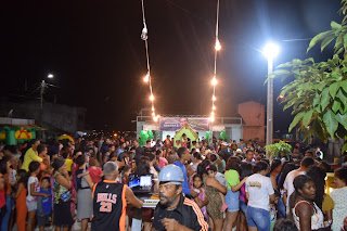 Sucesso absoluto: Lançado por Léo Giestosa, programa ‘Abraçando Gravatá’ chega ao Bairro Novo e reúne multidão