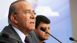 Ex-ministro Eliseu Padilha está internado em estado grave Ex-ministro Eliseu Padilha está internado em estado grave