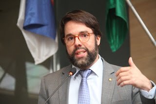 Recife: Paulo Muniz cobra pronunciamento do Governo de Pernambuco sobre segurança nas escolas