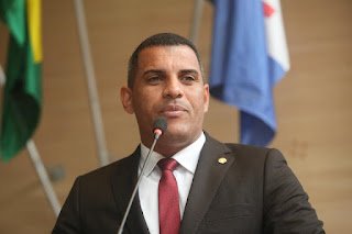 Recife: Lonas plásticas não são solução para encostas, diz Ronaldo Lopes
