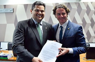 Alcolumbre confirma para quarta-feira sabatina de Zanin, indicado ao STF