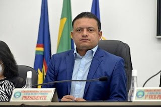 À justiça, defesa de Léo do Ar diz que MPPE não tem legitimidade para pedir cumprimento de sentença que determina nova eleição da Mesa Diretora da Câmara de Gravatá