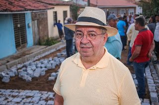 Gravatá: Prefeitura dá ordem de serviço e distrito de Russinha é contemplado com pavimentação de ruas