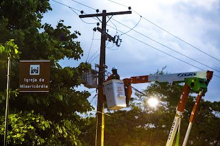 Neoenergia retira mais de 33 toneladas de instalações irregulares em postes em Pernambuco