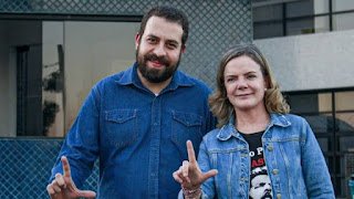 Boulos é candidatura para disputar e ganhar em São Paulo, afirma Gleisi Hoffmann Boulos é candidatura para disputar e ganhar em São Paulo, afirma Gleisi Hoffmann