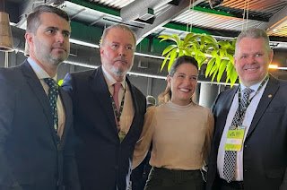 Para discutir desafios e oportunidades dos setores de biocombustíveis e energias limpas, deputado France Hacker participa do Fórum Nordeste 2023 Para discutir desafios e oportunidades dos setores de biocombustíveis e energias limpas, deputado France Hacker participa do Fórum Nordeste 2023