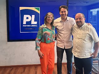 Recife | Sob a bênção de Anderson Ferreira, irmãos Nilma Pereira e Nilson Pereira se filiam ao PL; Nilma é a Conselheira Tutelar mais votada de Pernambuco e Nilson disputará vaga na Câmara Recife | Sob a bênção de Anderson Ferreira, irmãos Nilma Pereira e Nilson Pereira se filiam ao PL; Nilma é a Conselheira Tutelar mais votada de Pernambuco e Nilson disputará vaga na Câmara