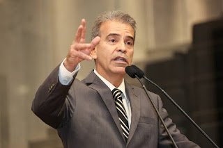 Coronel Alberto Feitosa pede melhorias para o Hospital da PMPE