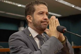 PGR pede ao STF abertura de inquérito para investigar Janones sobre possível prática de rachadinha PGR pede ao STF abertura de inquérito para investigar Janones sobre possível prática de rachadinha