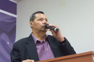 “Até agora a nossa governadora não fez nada por Chã Grande, e está fazendo muito pouco por Pernambuco”, dispara Gilvan Bolão “Até agora a nossa governadora não fez nada por Chã Grande, e está fazendo muito pouco por Pernambuco”, dispara Gilvan Bolão