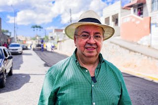 Gravatá: prefeito Joselito Gomes dá ordem de serviço e de imediato tem início a pavimentação asfáltica da Rua Quintino Bocaiúva