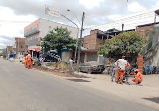 Governo Raquel Lyra só vai no empurrão que nem carro velho: após críticas do blog, repercussão no programa Jota Silva e manifestação da Câmara de Chã Grande, manutenção da PE-71 é retomada Governo Raquel Lyra só vai no empurrão que nem carro velho: após críticas do blog, repercussão no programa Jota Silva e manifestação da Câmara de Chã Grande, manutenção da PE-71 é retomada