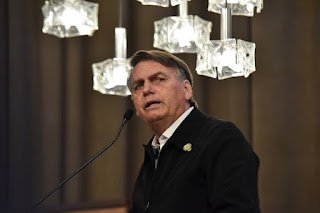 ‘Posso ser um cara horrível, mas o outro cara é péssimo’, diz Bolsonaro, sobre governo Lula