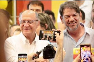 Cid Gomes se filia ao PSB e isola ainda mais o irmão Ciro