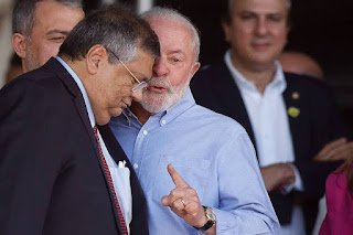 Opinião – Pura coincidência…