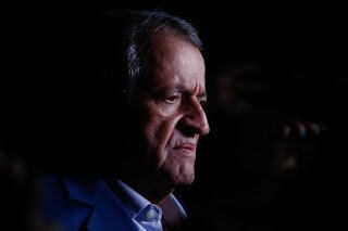 Moraes converte prisão de Valdemar Costa Neto em preventiva devido pepita de ouro de 39 gramas e revolver em seu nome com registro vencido serem encontrados em sua casa; ouro é avaliado em R$ 11.700