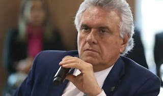 Governador de Goiás pede cassação de Bivar após incêndio em casa de Rueda: “Crime político”
