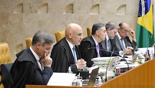 Placar no STF é de 5 x 3 para descriminalização da maconha; pedido de vista de Toffoli suspende julgamento