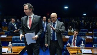 Moraes defende controle das redes sociais: “éramos felizes e não sabíamos”