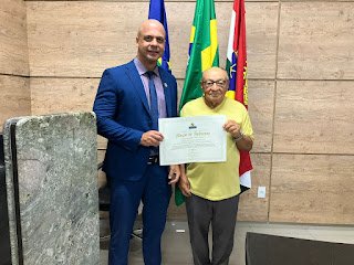 Anderson Correia homenageia tradicional Café Guarani na Câmara de Caruaru Anderson Correia homenageia tradicional Café Guarani na Câmara de Caruaru