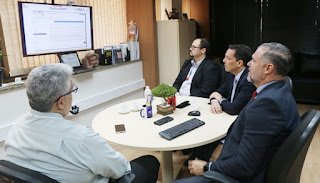 Carlos Neves visita TCE-SP para conhecer ferramenta de Inteligência Artificial
