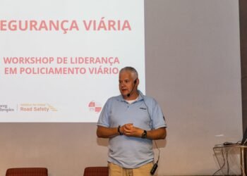 Abordagens de fiscalização para segurança viária é tema de encontro com agentes de trânsito no Recife
