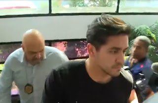 Motorista da Porsche acusado de matar homem se entrega à polícia em São Paulo