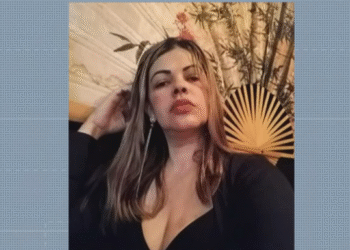 Olinda: mulher que morreu atropelada por caminhão após moto derrapar na pista era técnica de enfermagem e estava a caminho do trabalho; VÍDEO