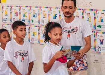 Biblioteca móvel é doada para comunidade quilombola de Pernambuco