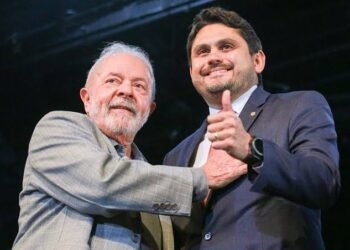 Polícia Federal indicia ministro de Lula por suspeita de corrupção e organização criminosa