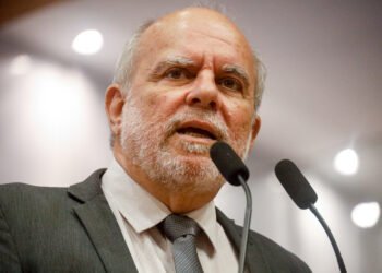Em nota, Waldemar Borges afirma que não será candidato a prefeito de Gravatá