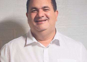 Adesão do ex-vereador Dode Flores fortalece pré-candidatura de Marcelo Motos ao Legislativo de Gravatá Adesão do ex-vereador Dode Flores fortalece pré-candidatura de Marcelo Motos ao Legislativo de Gravatá