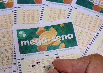Mega-Sena acumula e prêmio sobe para R$ 14,5 milhões